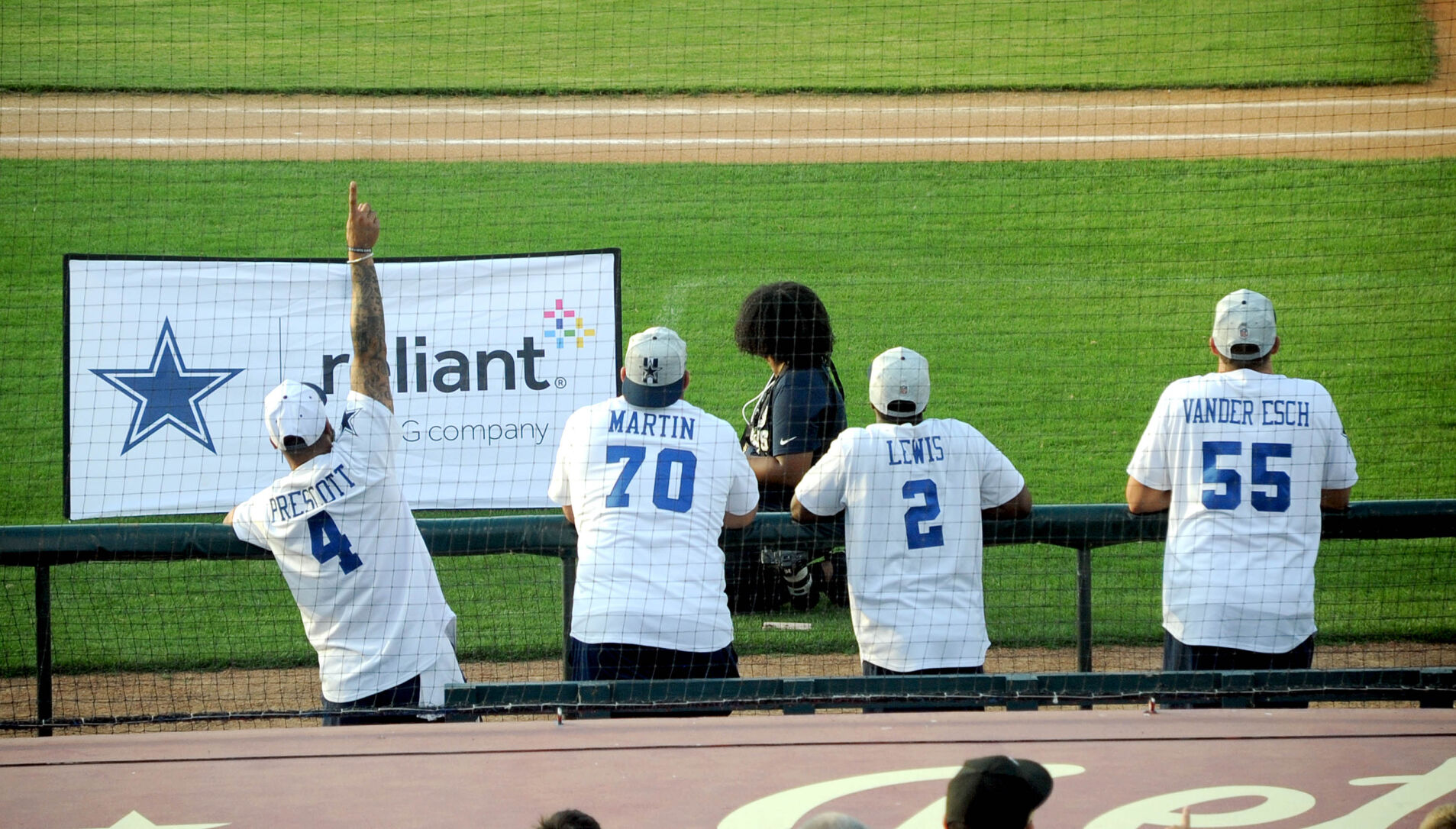 Reliant Cowboys HR Derby_10.JPG